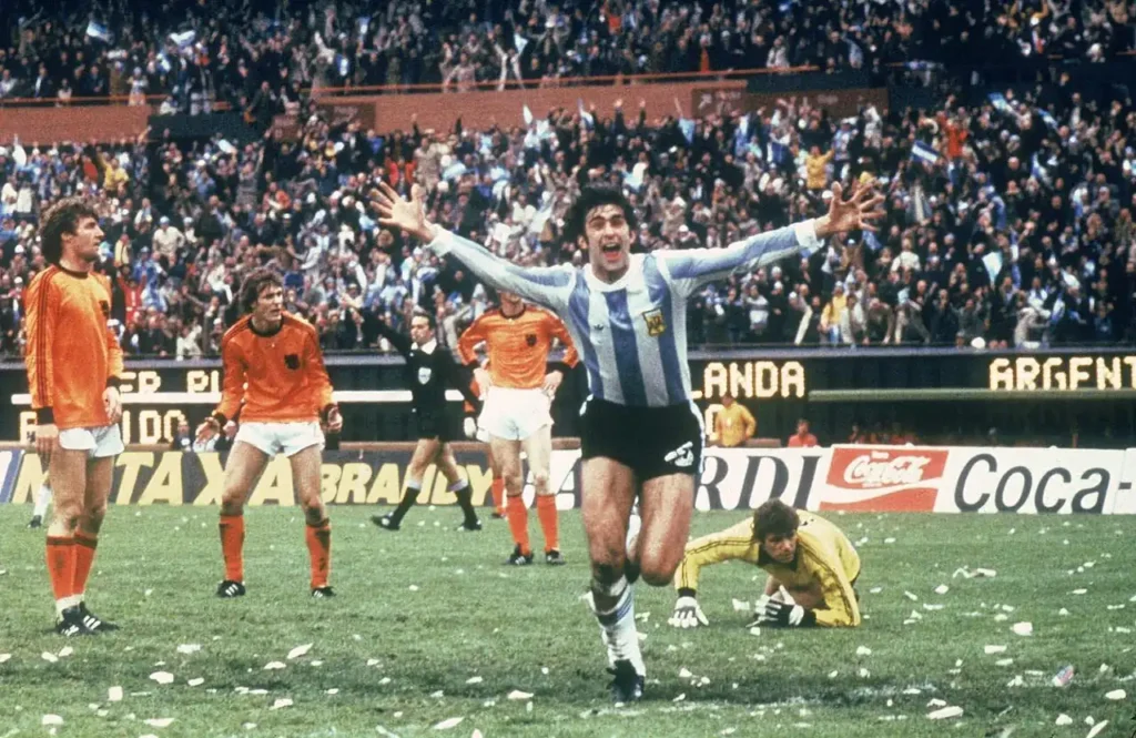 Mario Alberto Kempes en la final del Mundial 1978 celebrado en Argentina