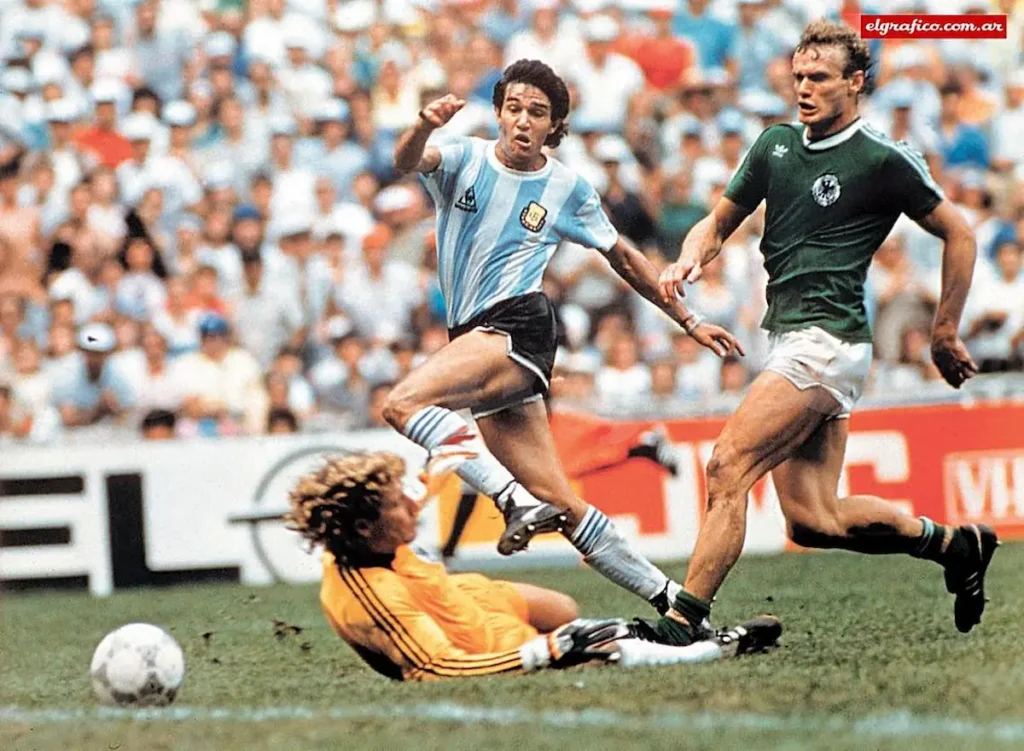 El gol de Jorge Burruchaga contra Alemania en la final de México 86.
