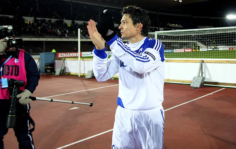 Jari Litmanen con la selección de Finlandia.