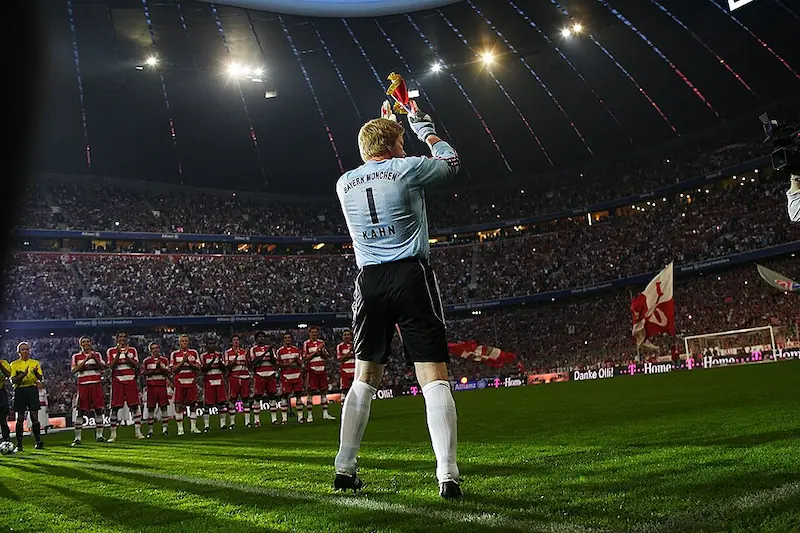 Oliver Kahn, el mejor portero del Mundial 2002 y leyenda de la selección alemana.