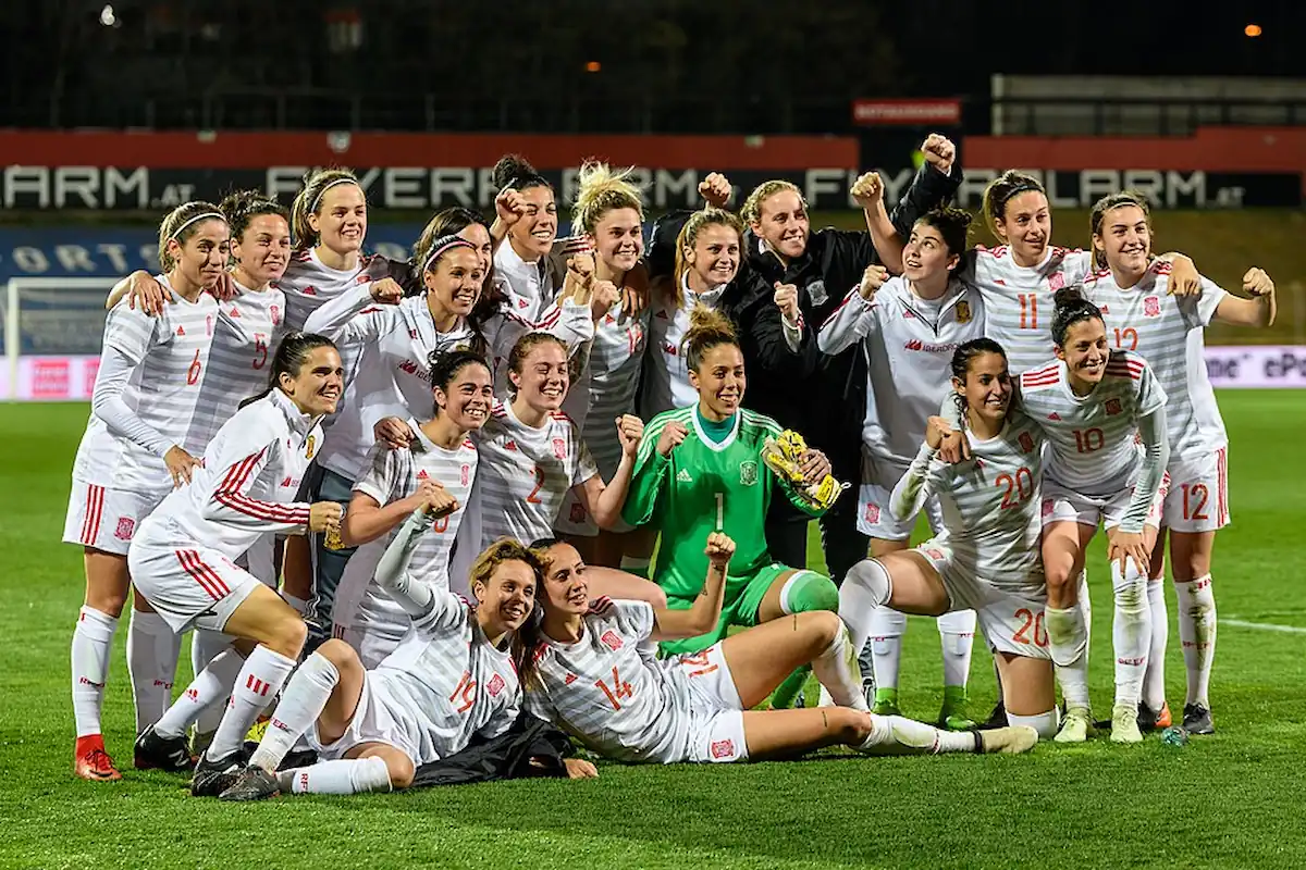 La Selección Española Femenina celebra su clasificación para el Mundial 2019.