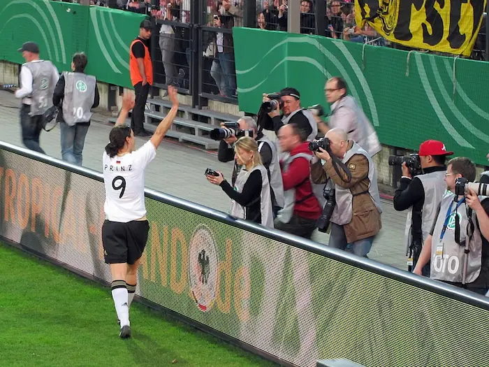 Birgit Prinz en su partido homenaje de 2012.