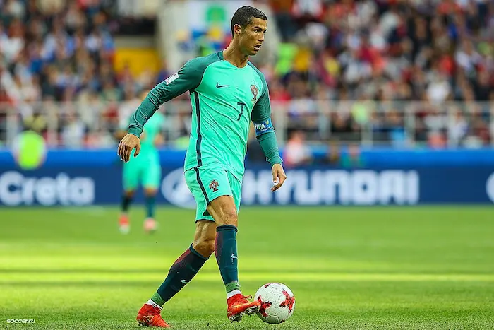 Cristiano Ronaldo en un partido con Portugal en 2017.