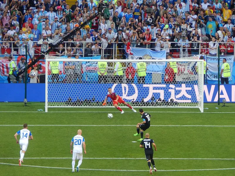 Penalti fallado por Messi contra Islandia. 