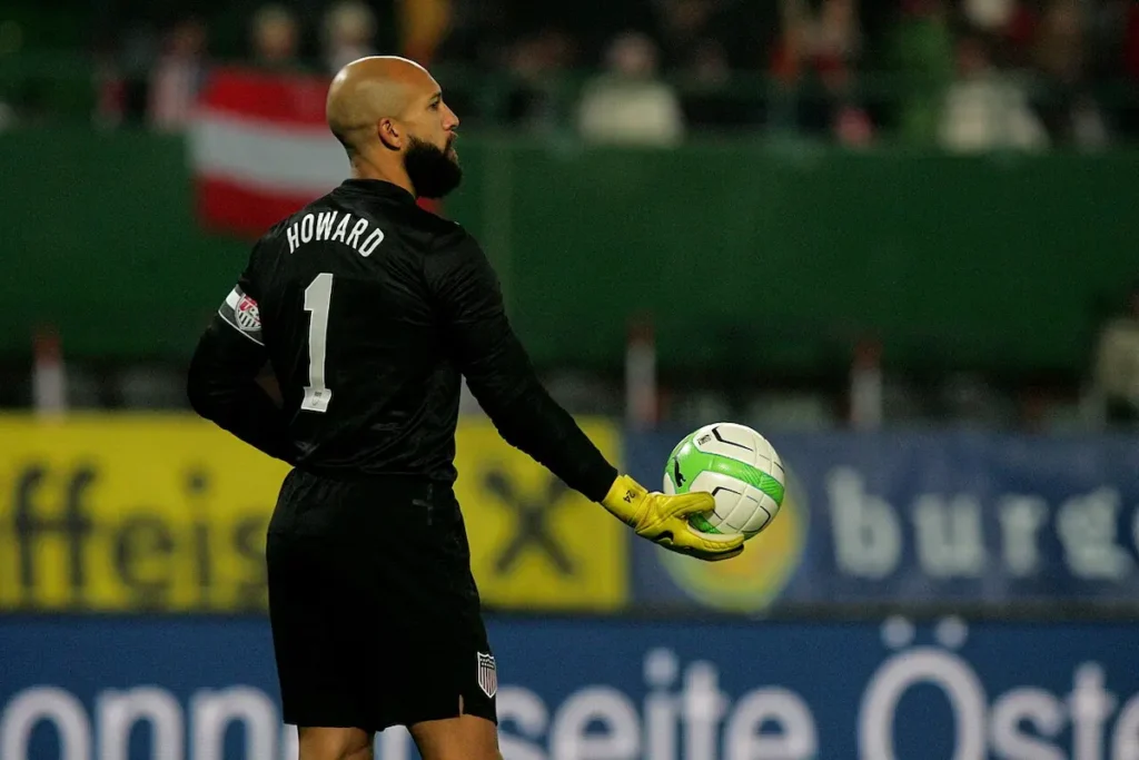 Tim Howard, uno de los mejores futbolistas estadounidenses de la historia.