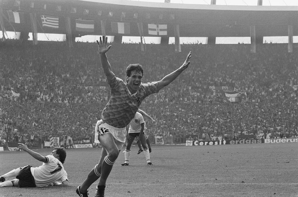 Marco Van Basten fue la gran estrella de la Eurocopa 1988.