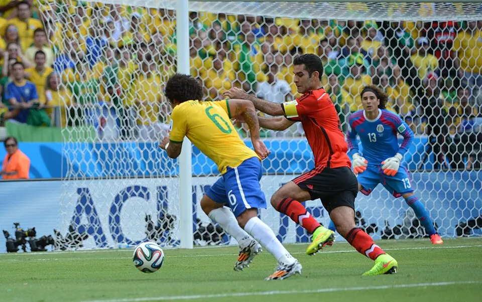 Ochoa fue el gran protagonista del Brasil-México del Mundial 2014.