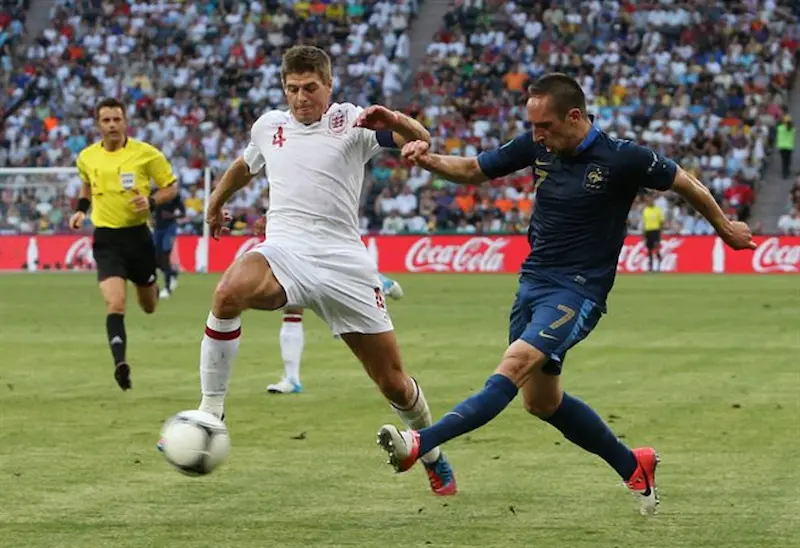 Steven Gerrard con la selección inglesa.